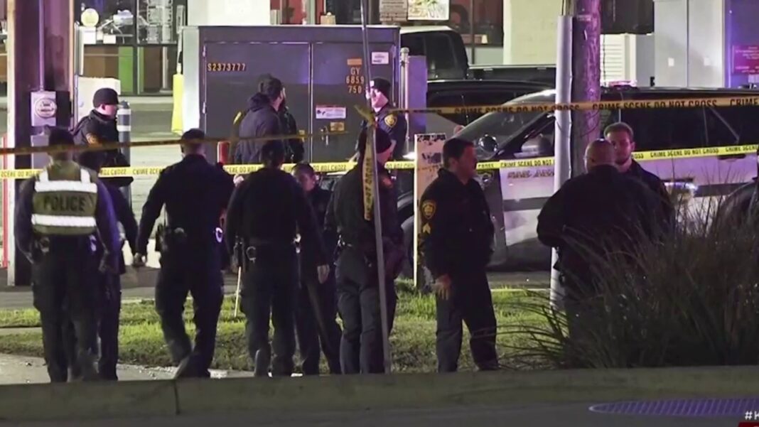 7 San Antonio Police Officers Shot During Barricade Incident