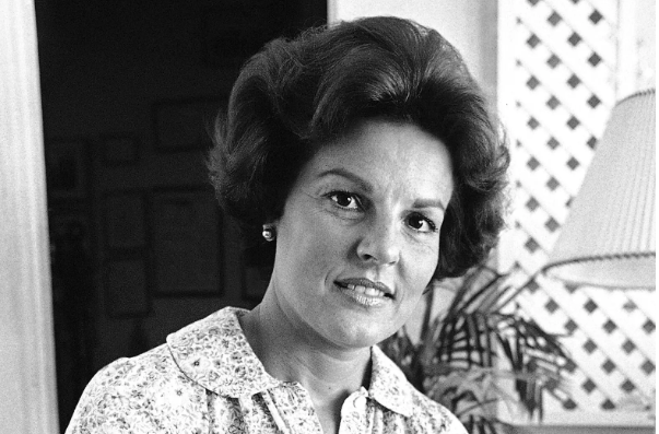 Anita Bryant, Former Singer Known for Anti-LGBTQ Campaigns, Dies at 84