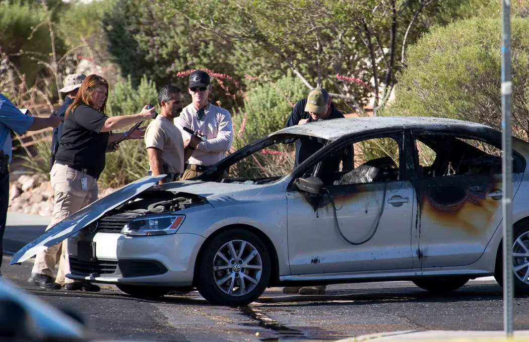 Body Found in Burning Van in North Las Vegas