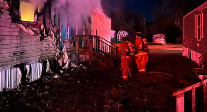 Family of 3 Displaced After Devastating Mobile Home Fire in Beaufort