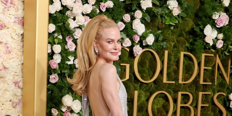 Golden Globes Glam: Nicole Kidman Rocks a Backless Dress