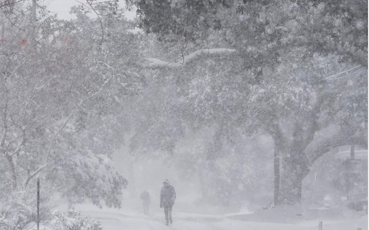 Severe Storm Threatens Millions Across US, Houston Braces for Snow and Flooding