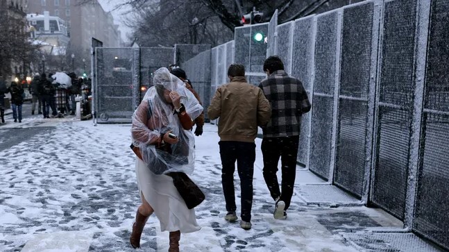 Severe Weather Hits South: Snow, Rain, and Storms Expected in Florida