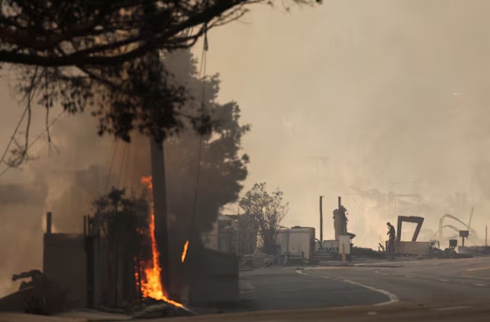 Wildfire Breaks Out in Hollywood Hills, Adding to Blazes Across Los Angeles County